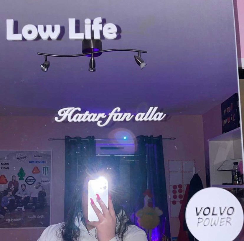 Dekal Low Life
