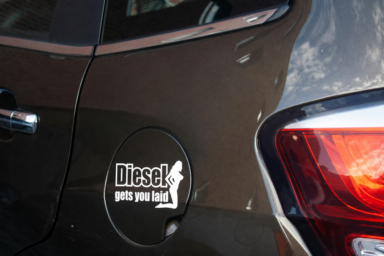 Dekal - Diesel gets you laid