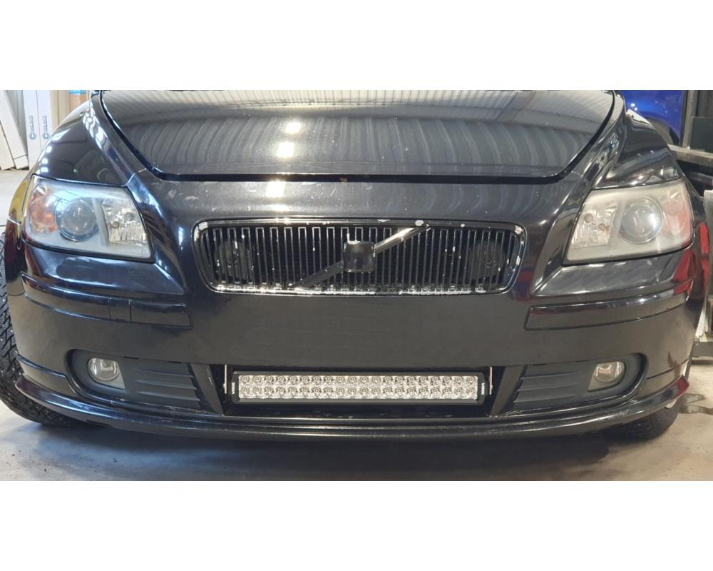C30 Modellanpassat Belysningspaket med LED-Ljusramp - Volvo