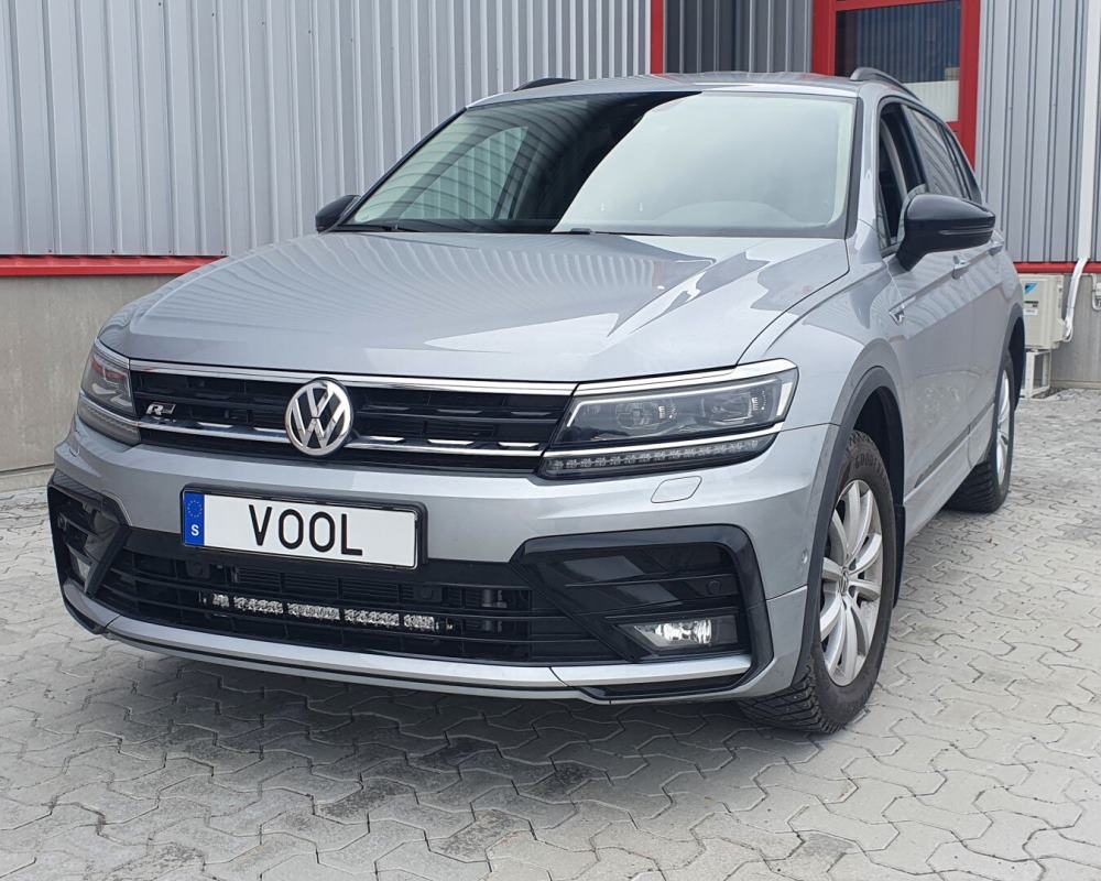 Modellanpassat Belysningspaket med LED-Ljusramp - VW Tiguan 2016-